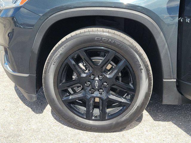 used 2021 Chevrolet Traverse car, priced at $26,987