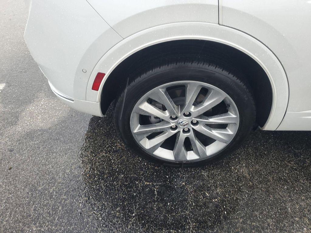 used 2023 Buick Envision car, priced at $31,997