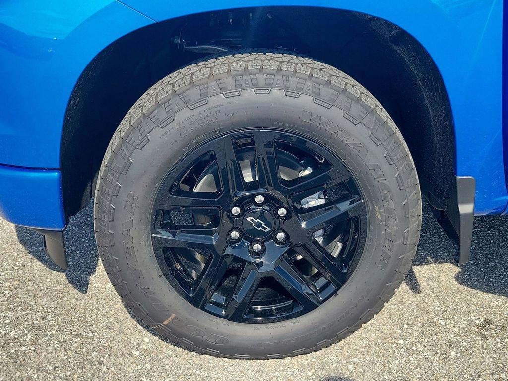 new 2025 Chevrolet Silverado 1500 car, priced at $44,011
