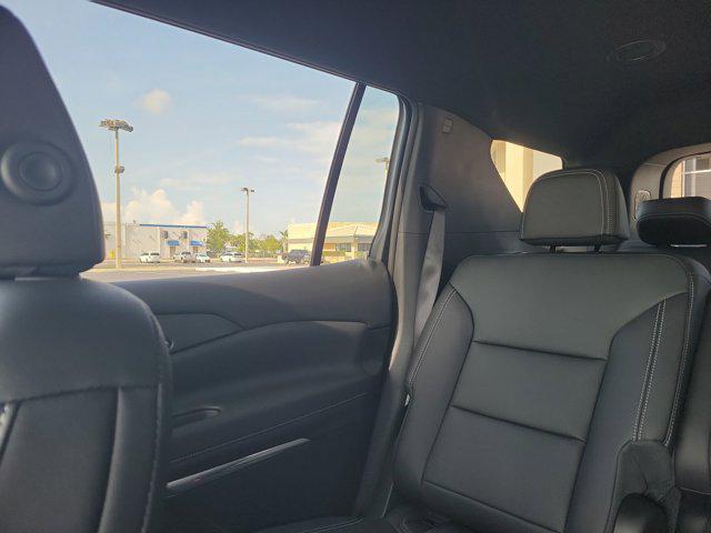 new 2025 Chevrolet Traverse car, priced at $47,125