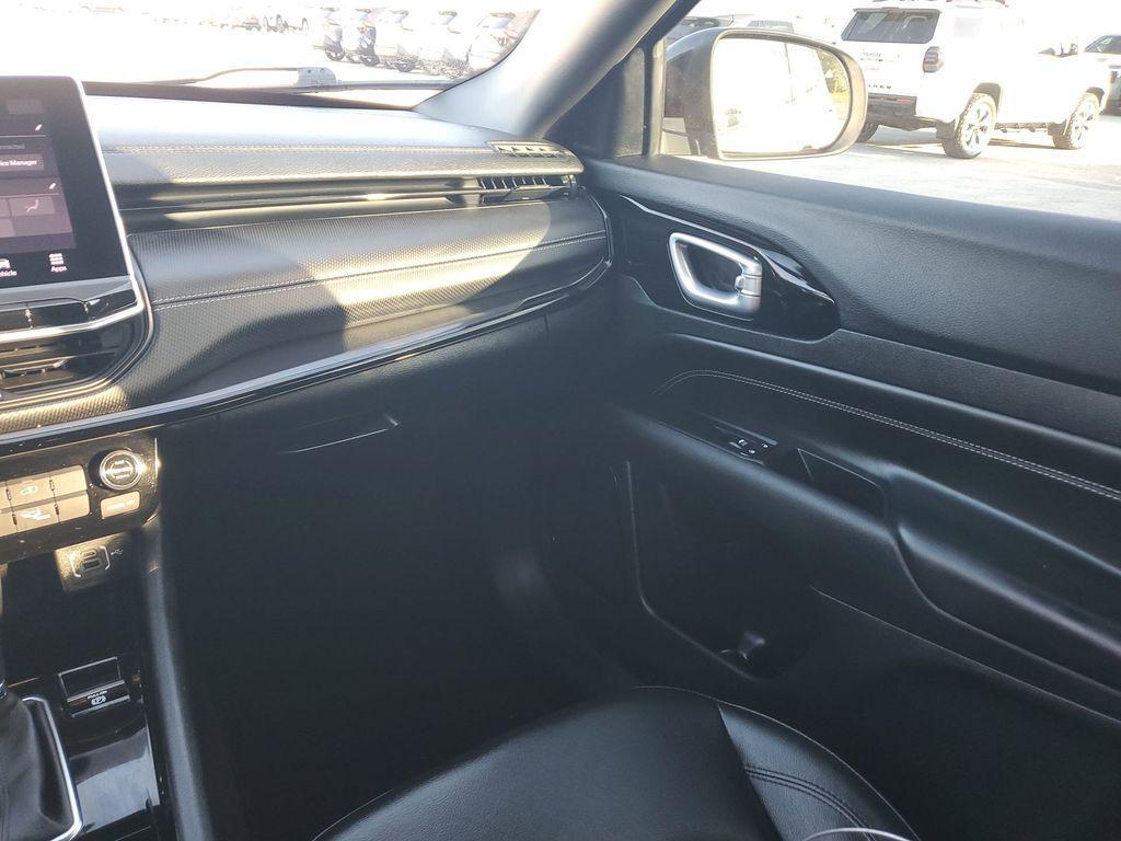 used 2022 Jeep Compass car, priced at $18,994