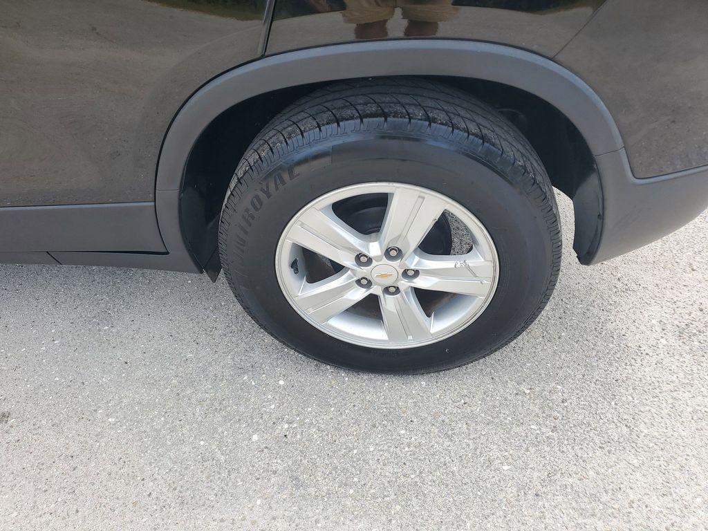 used 2021 Chevrolet Trax car, priced at $8,958