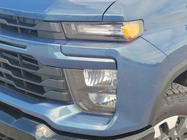 new 2025 Chevrolet Silverado 2500 car, priced at $70,095