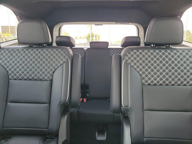 new 2025 GMC Acadia car, priced at $59,726