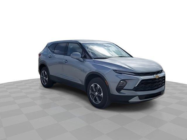 new 2025 Chevrolet Blazer car, priced at $35,228