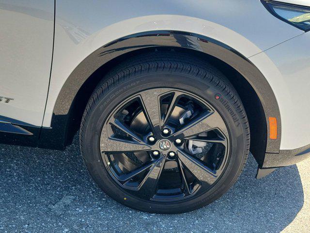 new 2025 Buick Envision car, priced at $40,788