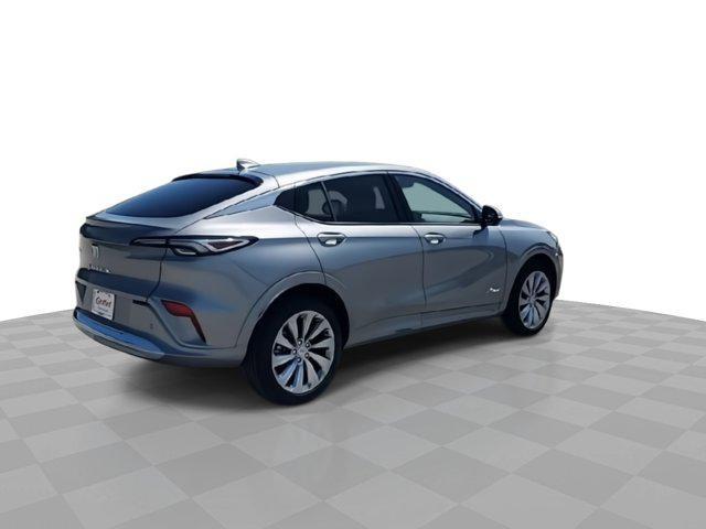 new 2025 Buick Envista car, priced at $28,427