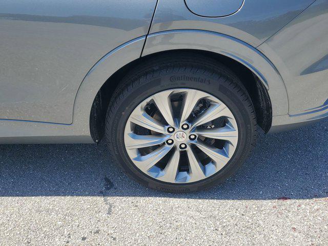 new 2025 Buick Envista car, priced at $28,427