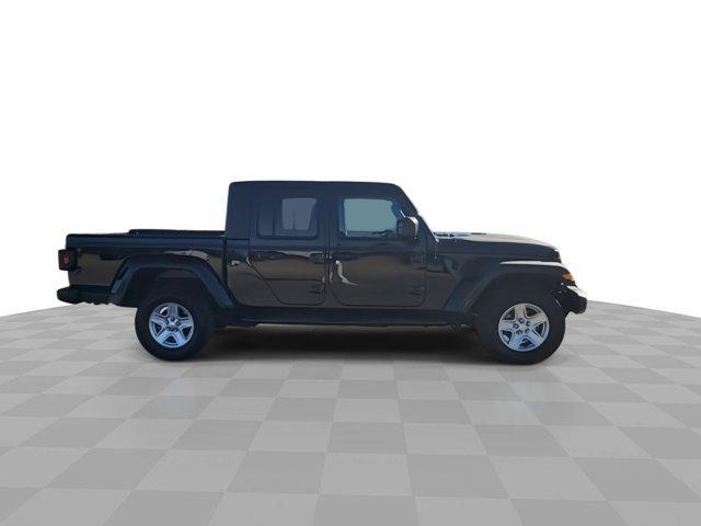 used 2022 Jeep Gladiator car, priced at $32,820