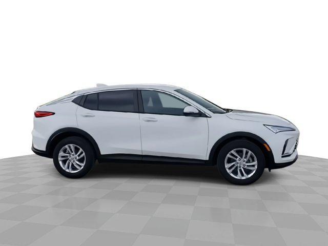 new 2025 Buick Envista car, priced at $24,642