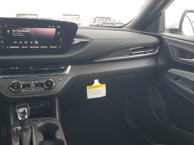 new 2025 Buick Envista car, priced at $24,642