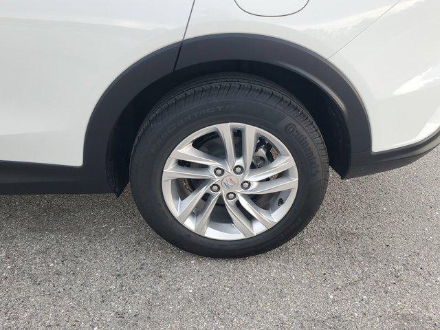 new 2025 Buick Envista car, priced at $24,642