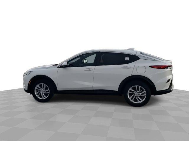 new 2025 Buick Envista car, priced at $24,642