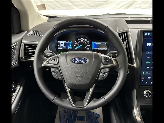 new 2023 Ford Edge car, priced at $39,999