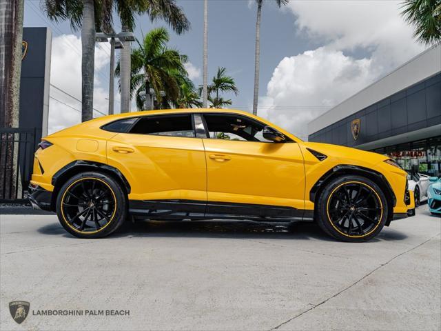 used 2021 Lamborghini Urus car, priced at $199,951