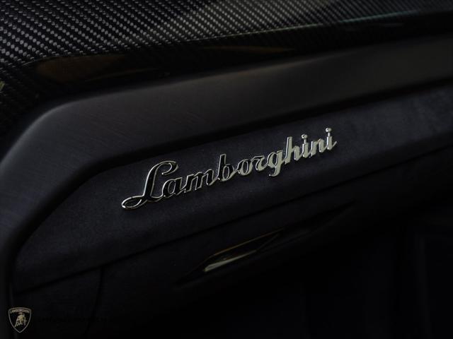used 2021 Lamborghini Urus car, priced at $199,951