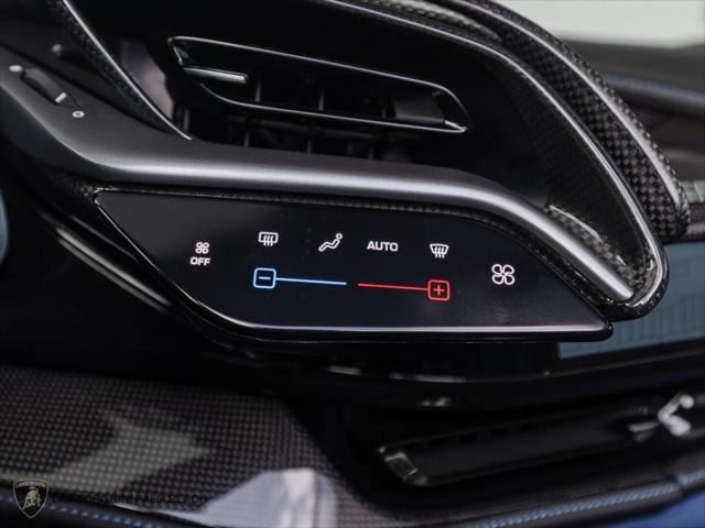used 2022 Ferrari SF90 Spider car