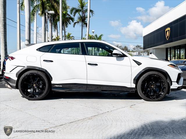 used 2024 Lamborghini Urus car, priced at $294,951