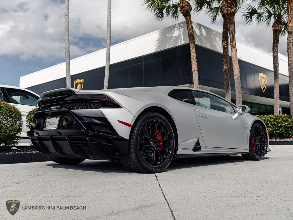 used 2020 Lamborghini Huracan EVO car, priced at $299,951
