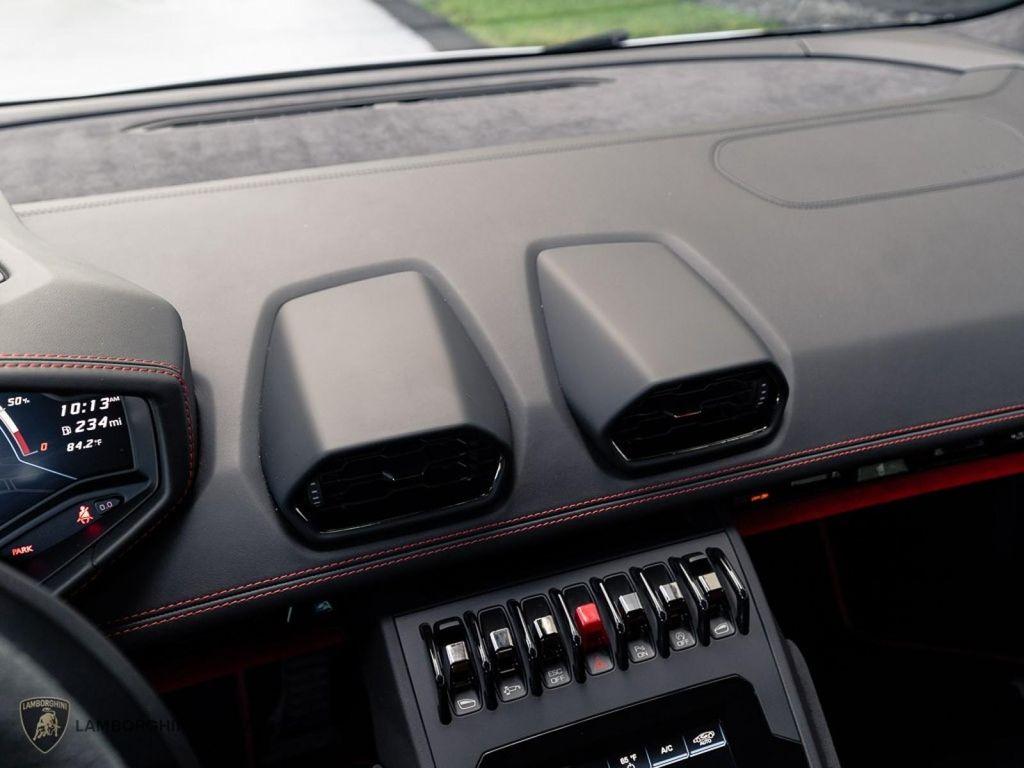 used 2020 Lamborghini Huracan EVO car, priced at $299,951