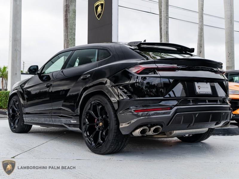 used 2023 Lamborghini Urus car, priced at $338,951