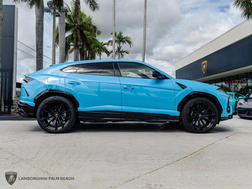 used 2021 Lamborghini Urus car, priced at $219,951