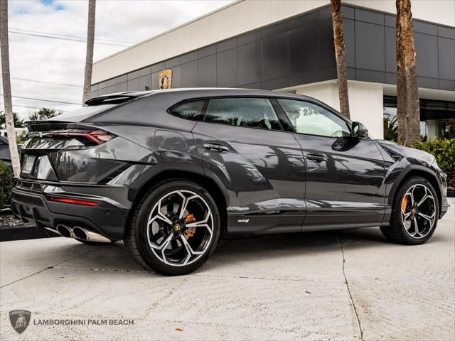 used 2023 Lamborghini Urus car, priced at $267,951