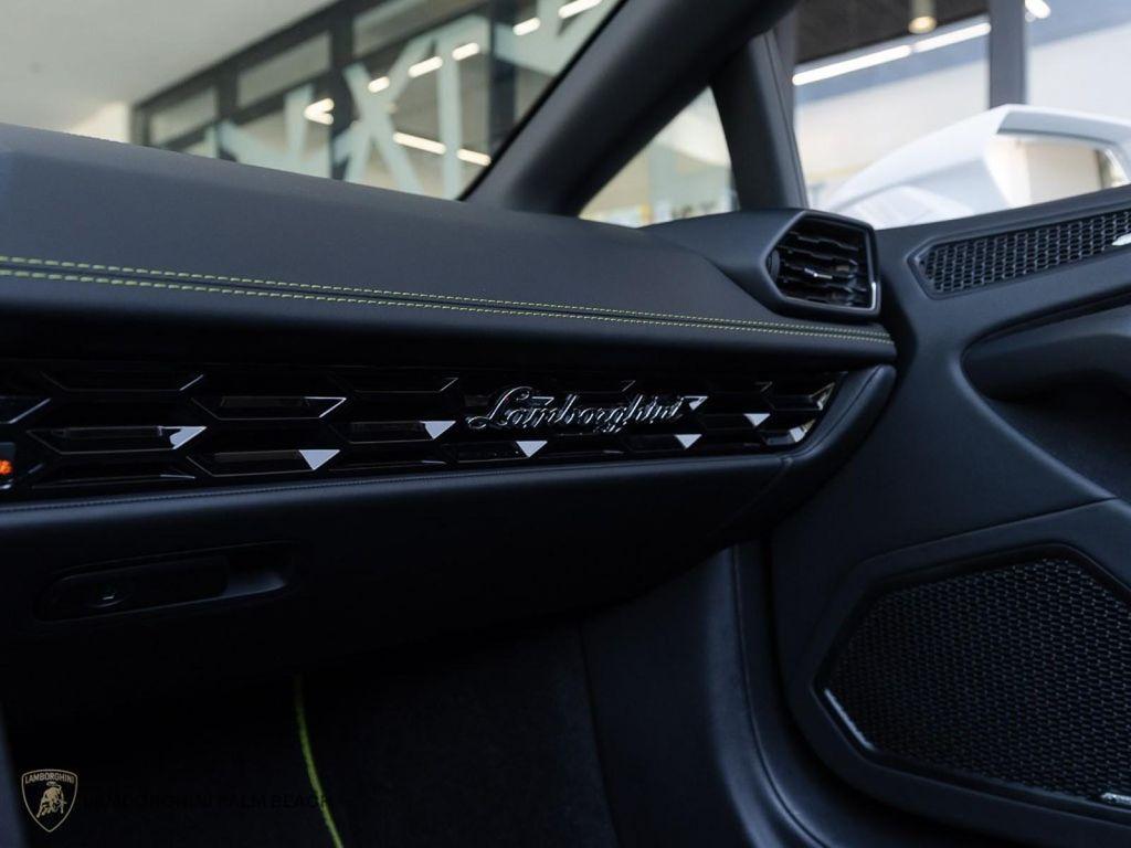 used 2020 Lamborghini Huracan EVO car, priced at $290,951