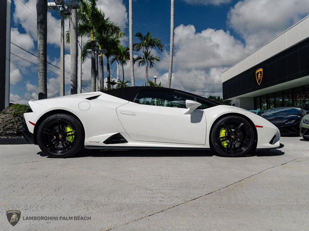 used 2020 Lamborghini Huracan EVO car, priced at $290,951