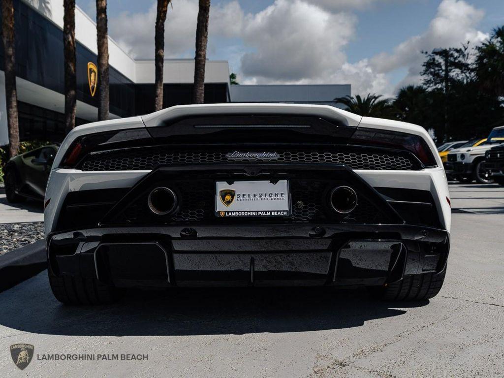 used 2020 Lamborghini Huracan EVO car, priced at $290,951
