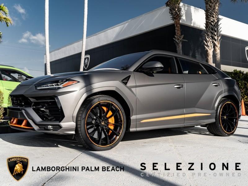 used 2022 Lamborghini Urus car, priced at $267,951