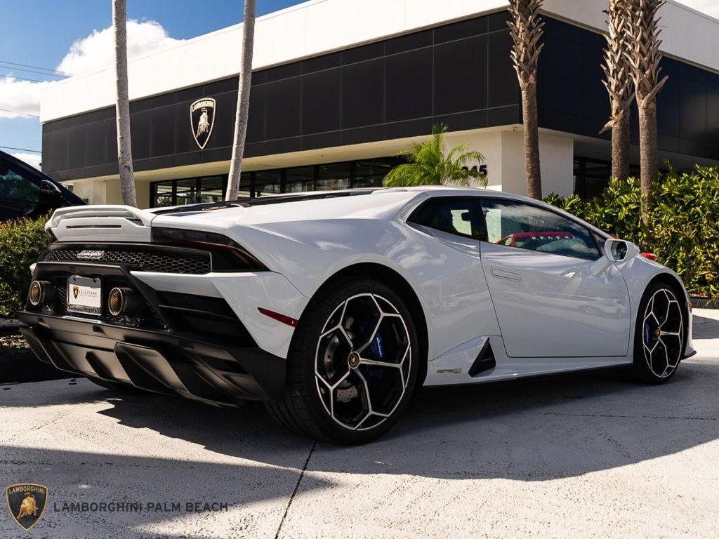 used 2021 Lamborghini Huracan EVO car, priced at $282,951