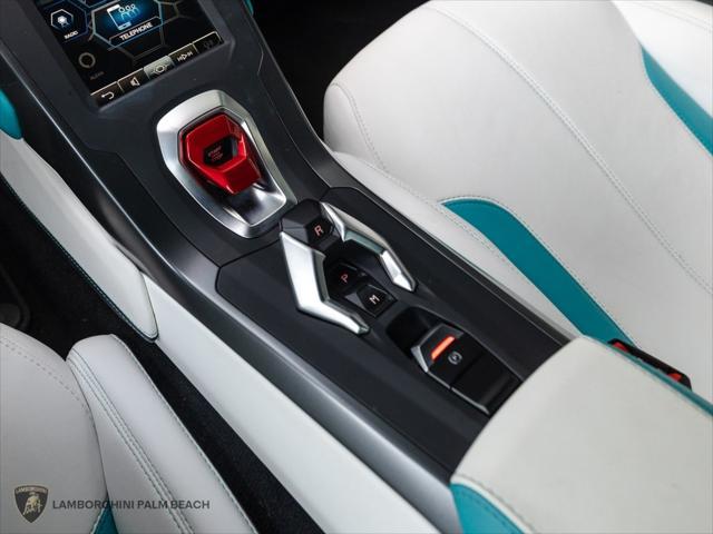 used 2022 Lamborghini Huracan EVO car, priced at $299,951