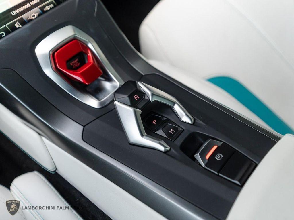 used 2022 Lamborghini Huracan EVO car, priced at $294,951