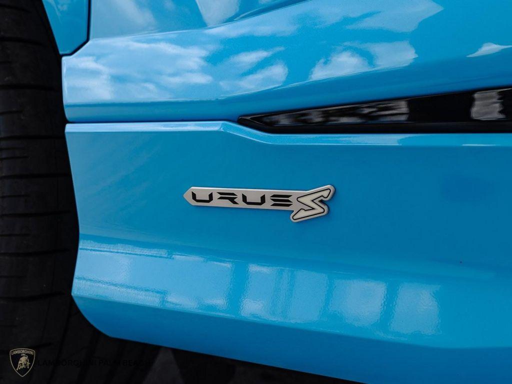 used 2023 Lamborghini Urus car, priced at $259,951