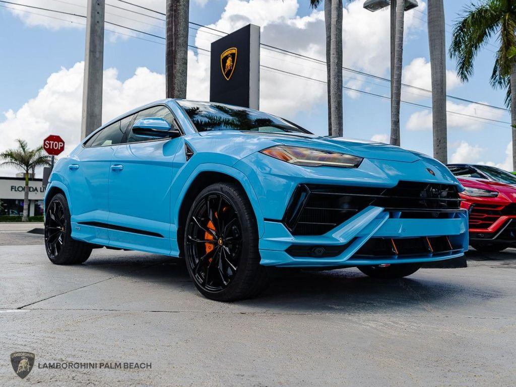 used 2023 Lamborghini Urus car, priced at $259,951