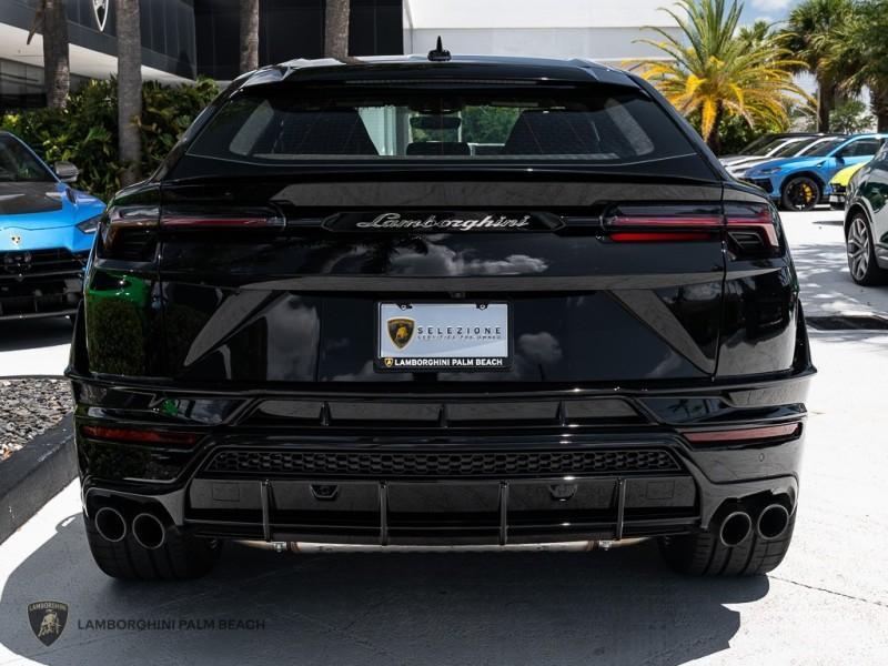 used 2023 Lamborghini Urus car, priced at $289,951