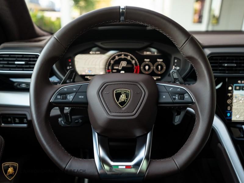 used 2023 Lamborghini Urus car, priced at $287,951