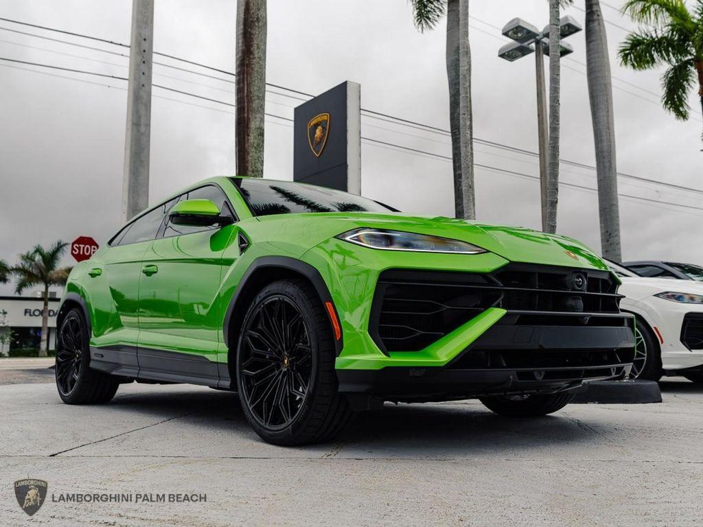 used 2025 Lamborghini Urus car, priced at $319,951