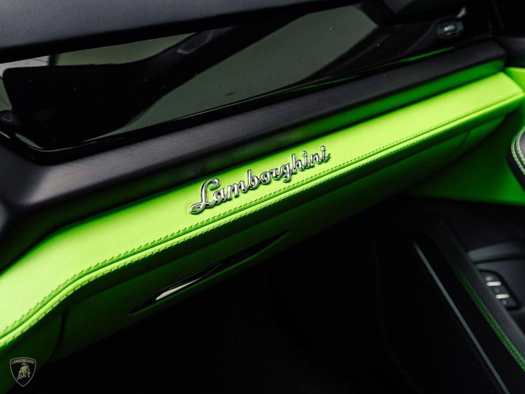 used 2025 Lamborghini Urus car, priced at $319,951