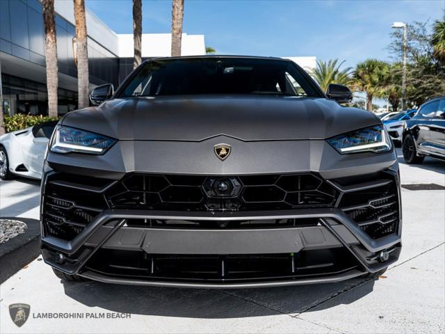 used 2022 Lamborghini Urus car, priced at $224,900