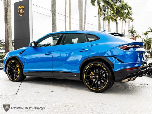 used 2023 Lamborghini Urus car, priced at $259,951