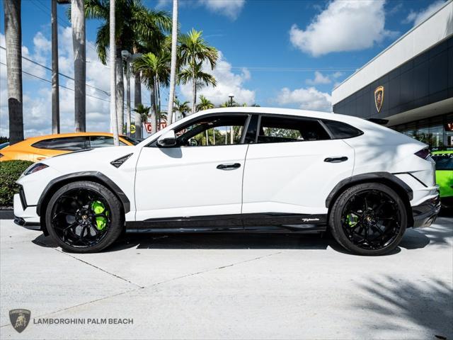 used 2024 Lamborghini Urus car, priced at $289,951