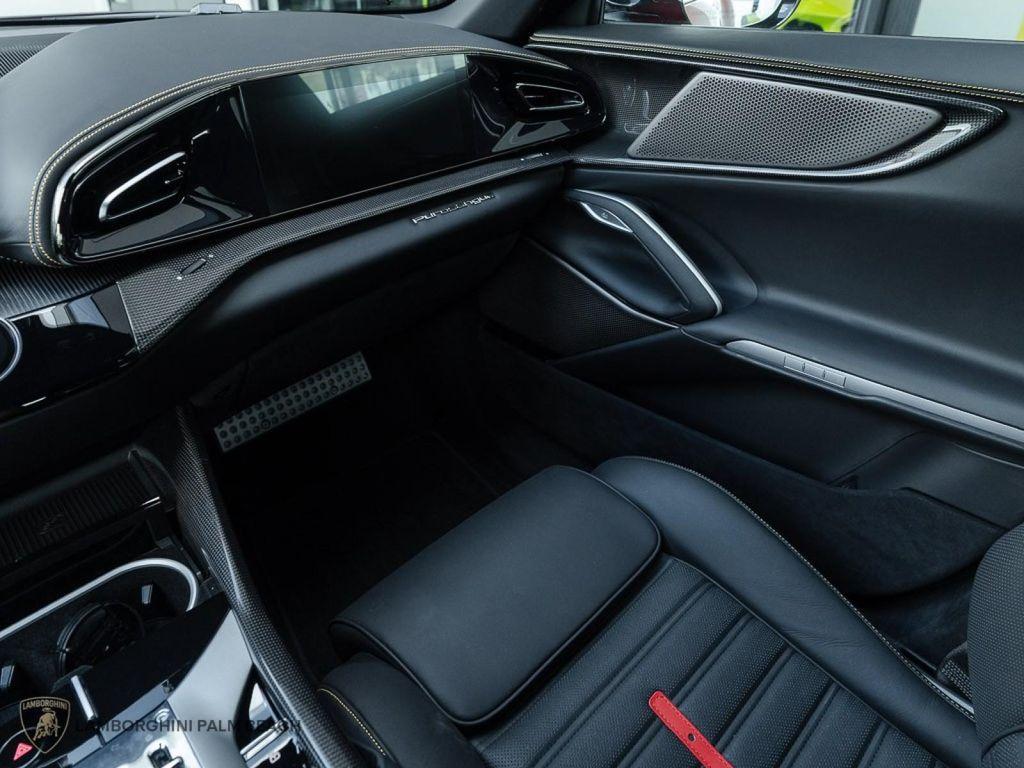 used 2023 Ferrari Purosangue car