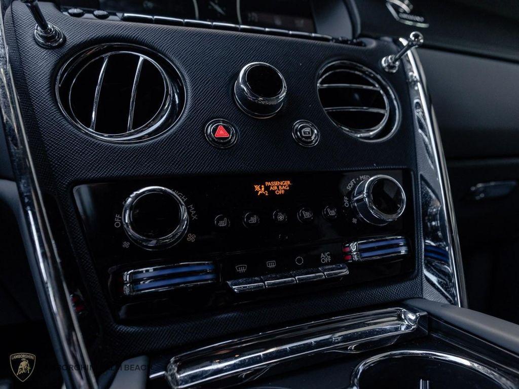 used 2023 Rolls-Royce Cullinan car, priced at $294,951