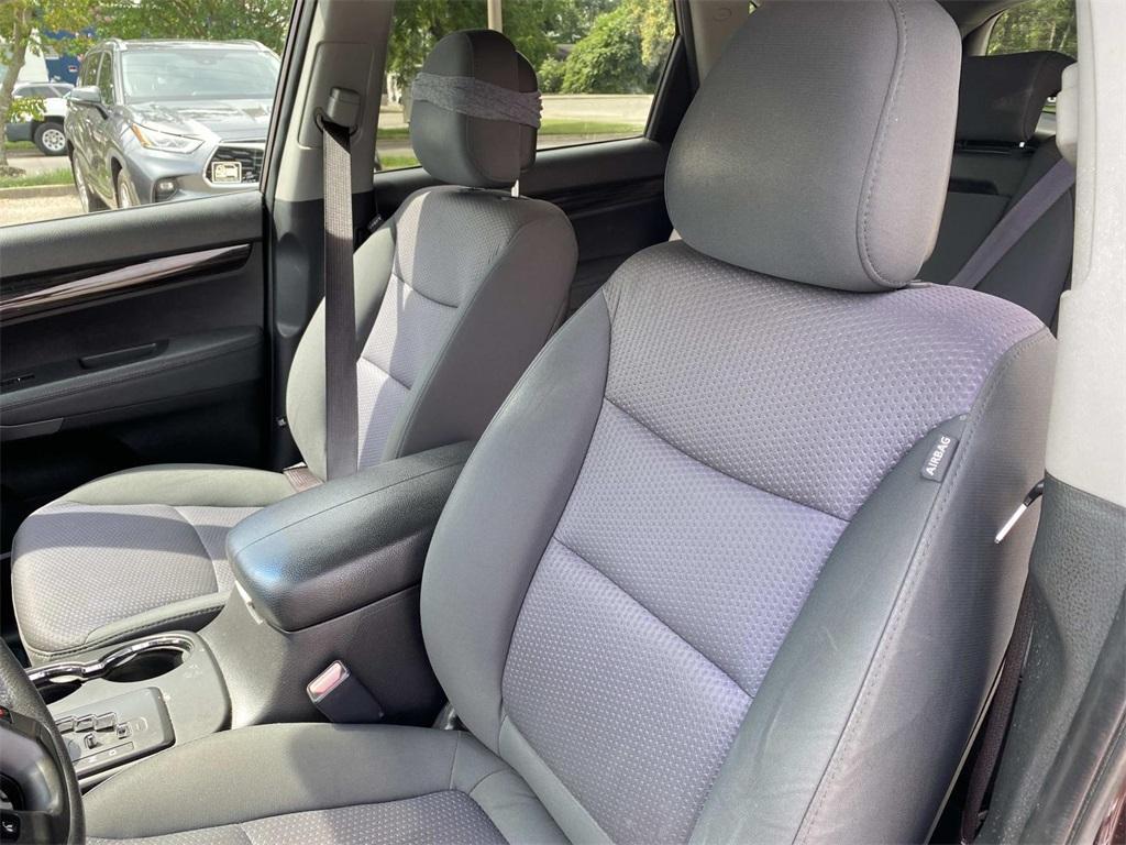 used 2012 Kia Sorento car, priced at $6,577