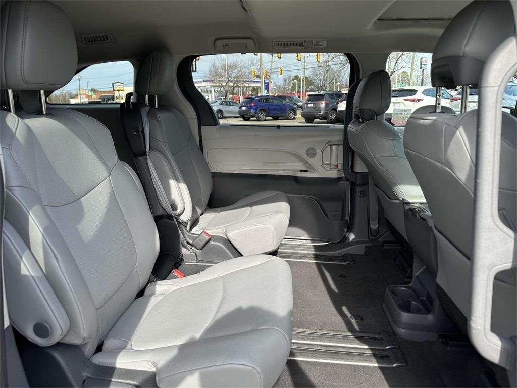 used 2023 Toyota Sienna car, priced at $41,988