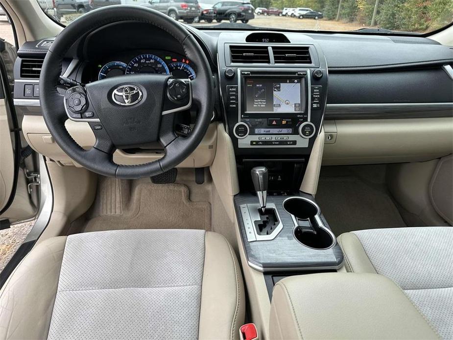 used 2014 Toyota Camry Hybrid car, priced at $16,533