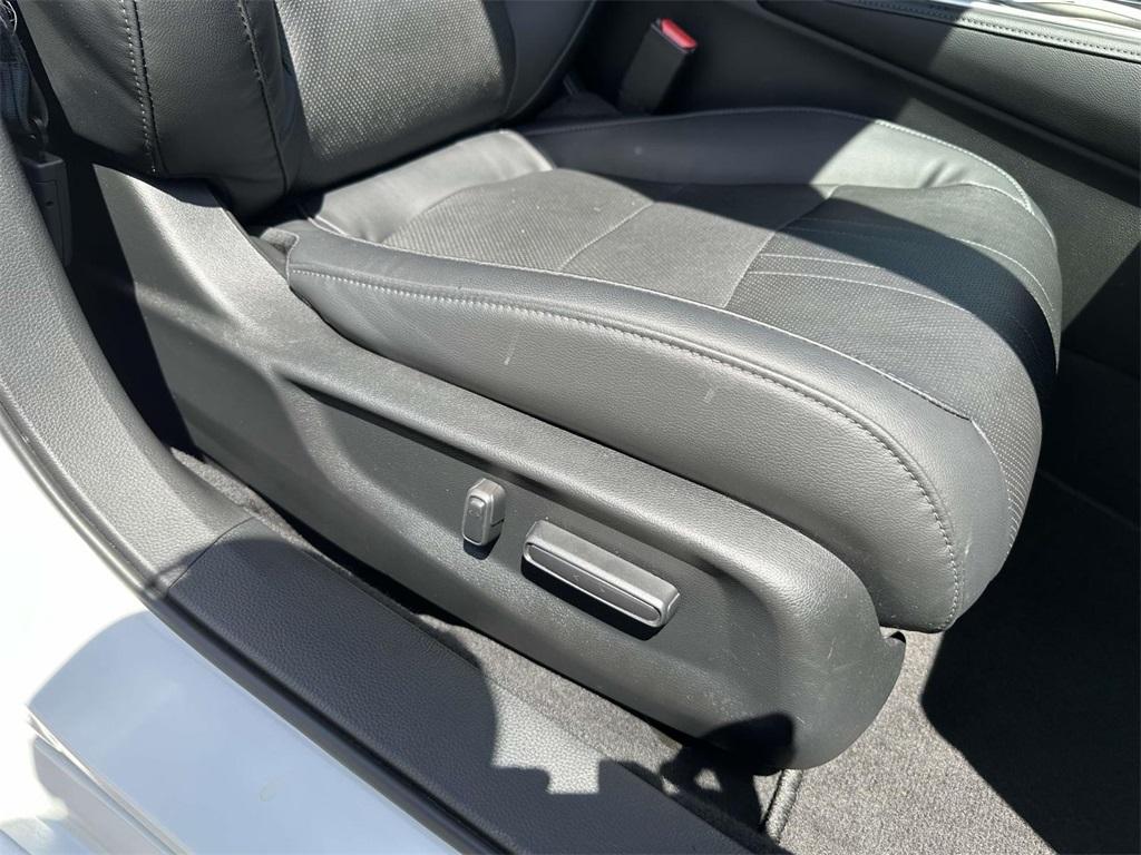 used 2018 Honda Accord Hybrid car, priced at $24,766