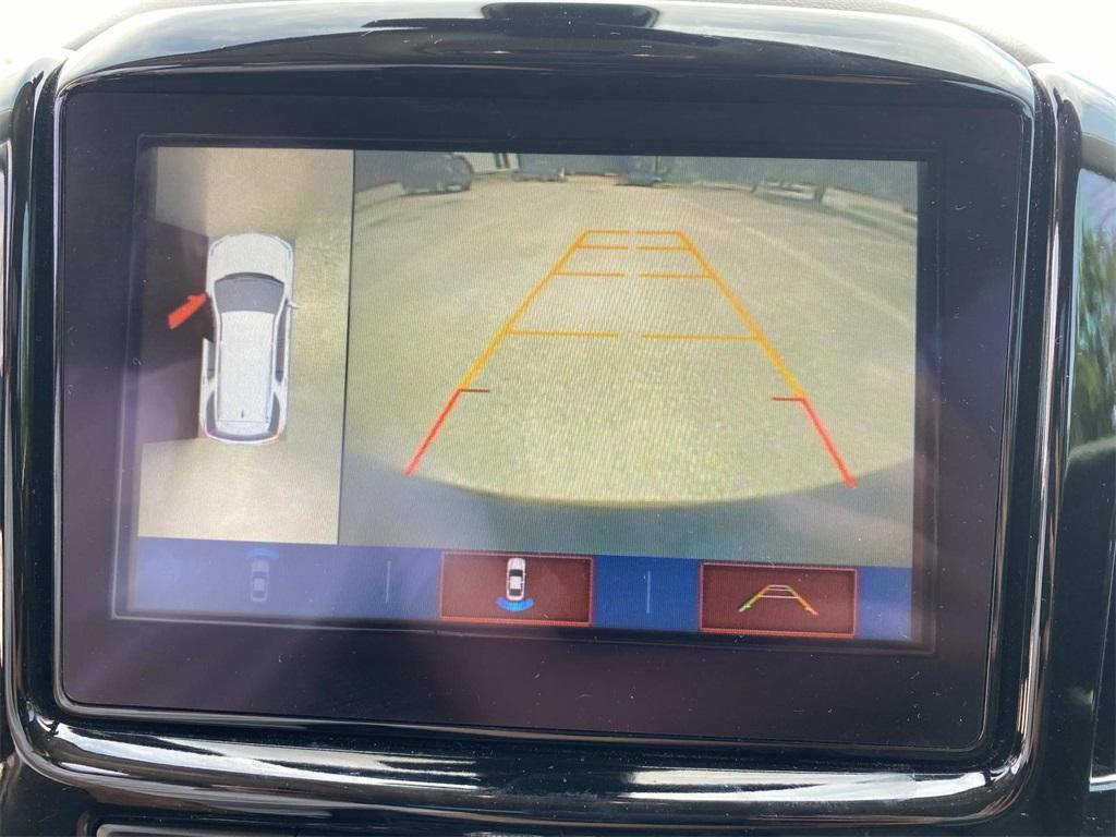 used 2018 Chevrolet Traverse car, priced at $17,988
